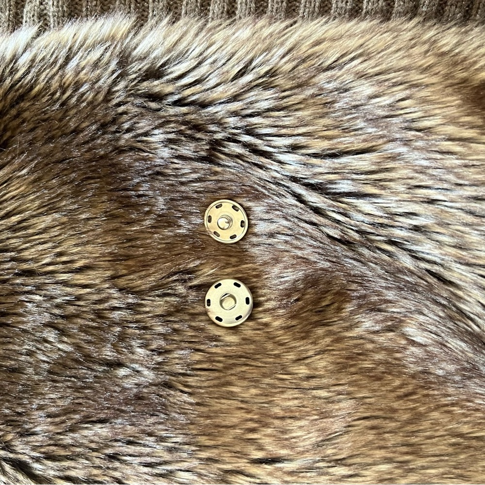 89th & Madison Y2K Vintage Faux Fur Brown Knit Collared Vest - Picture 7 of 11